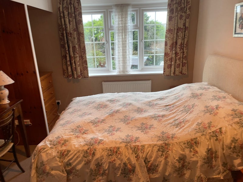 'Bognor Regis Double Room £399 part of a Homeshare Photo 1