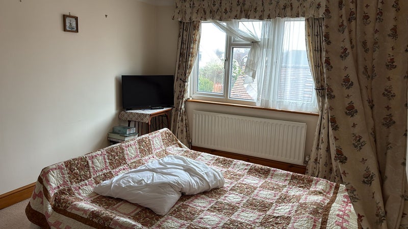Ickenham double & ensuite £449 p/m Homeshare Photo 2