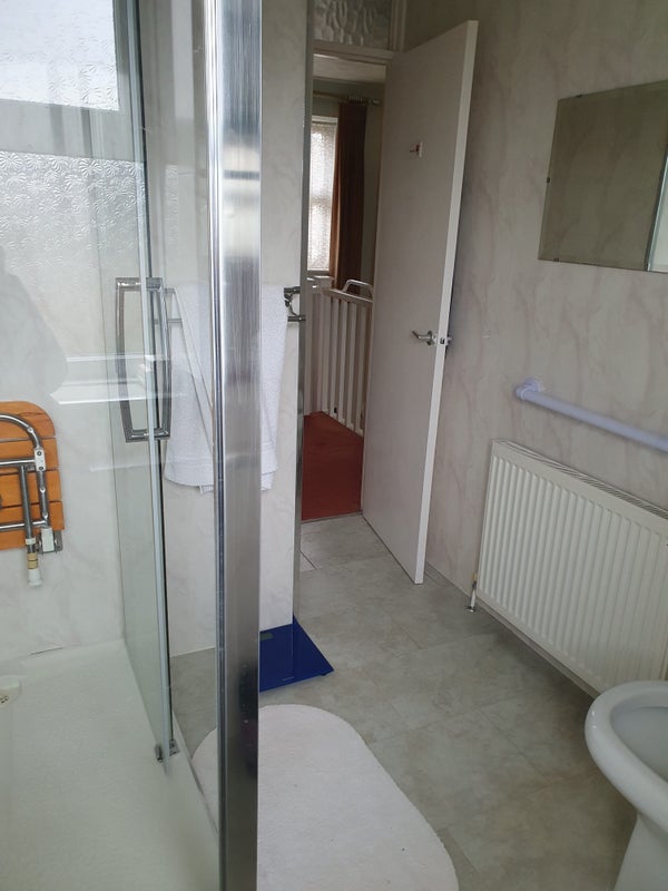 'Northwood Double Room 
£469 part of a Homeshare Photo 6