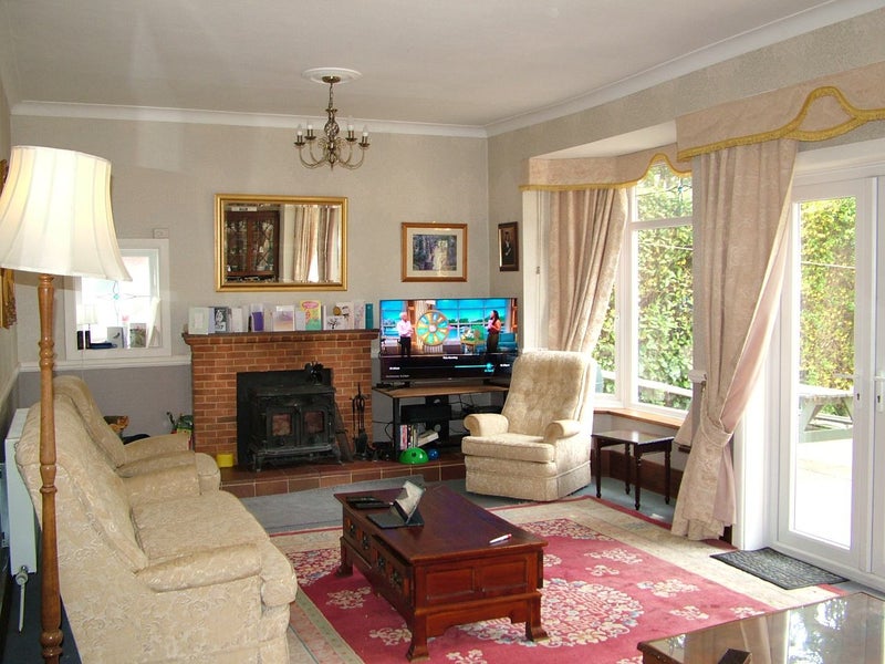 'Bournemouth £399 p/m part of a Homeshare Photo 7